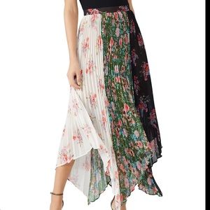 AMUR Tri-Color Floral Patchwork “Mica” Pleated Skirt 6
